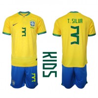 Brasil Thiago Silva #3 Fotballklær Hjemmedraktsett Barn VM 2022 Kortermet (+ korte bukser)